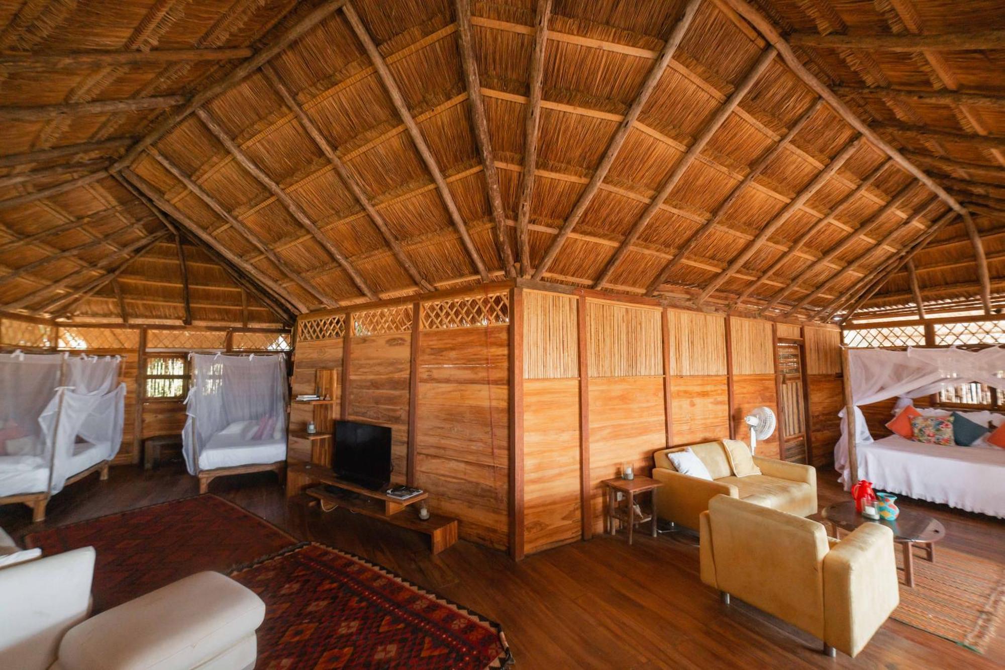 Awatawaa Lodge